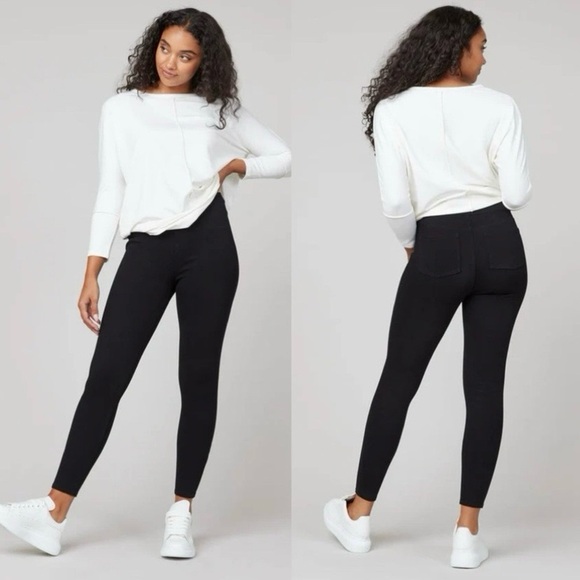 SPANX Pants - SPANX Jean-ish Ankle Leggings in black size M